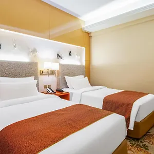 https://metropole.getmacauhotels.com